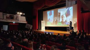 Teatro Italia ad Acerra pieno per l’assemblea di Acerra - Ecologisti & Cittadini Pecorario Scanio